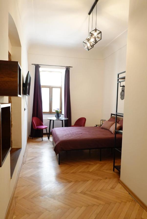 The Industrique Home - 3 Bedroom Apartment Timisoara Exterior photo
